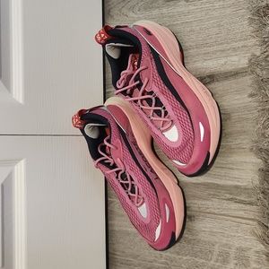 Lacoste Odyssa Sneakers in Pink pre-loved Size 9.5